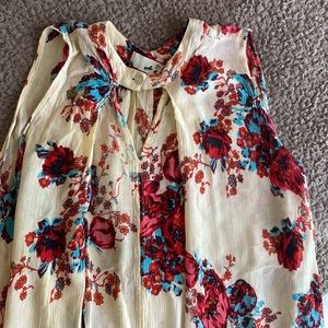 Floral top